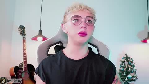 TAY   online show from December 4, 12:47 pm