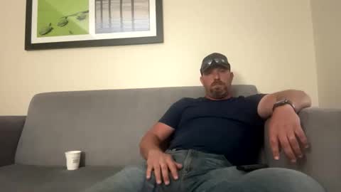 Snapshot of bluecollartexan chatting on October 30, 12:24 am bluecollartexan online show from October 30, 12:24 am