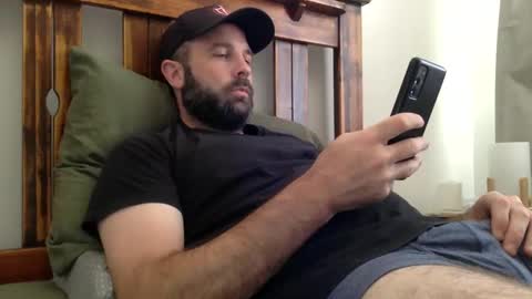 blueeyes705 online show from December 9, 6:55 am