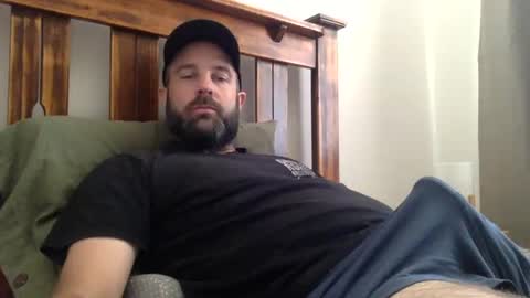 blueeyes705 online show from December 6, 5:31 am