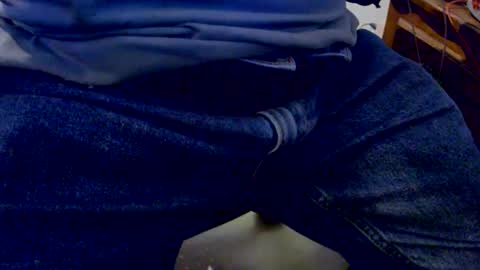 Snapshot of bobbie420_ chatting on December 3, 3:07 am bobbie420_ online show from December 3, 3:07 am