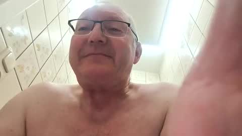 bobi265 online show from February 11, 4:17 am