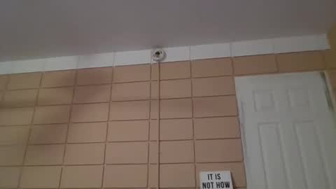 bocce_ball online show from March 31, 7:54 am