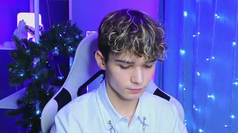 GARYALEXPVT IS OPEN online show from January 7, 6:14 pm