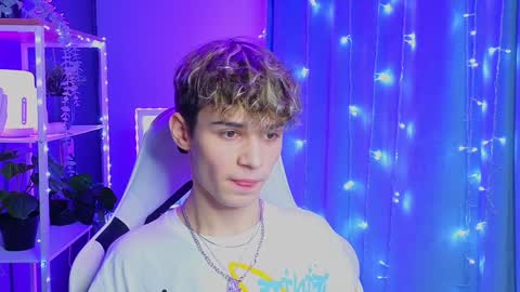 GARYALEXPVT IS OPEN online show from January 11, 6:23 pm