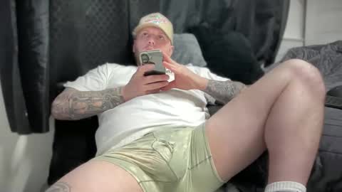 boner4you1994 online show from March 3, 4:53 am