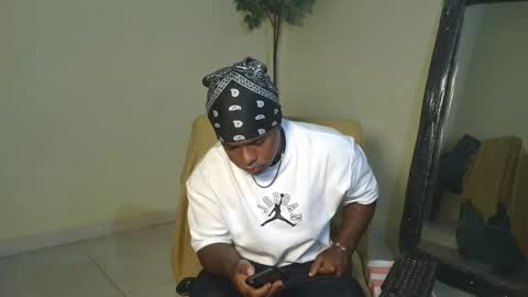 kevin hart online show from March 19, 5:10 am