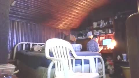 Booshwa online show from April 22, 7:57 am