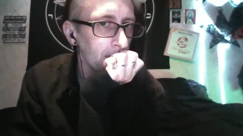 Snapshot of borisprice chatting on December 15, 6:18 am Boris Price online show from December 15, 6:18 am