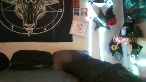 Snapshot of borisprice chatting on February 1, 7:05 am Boris Price online show from February 1, 7:05 am
