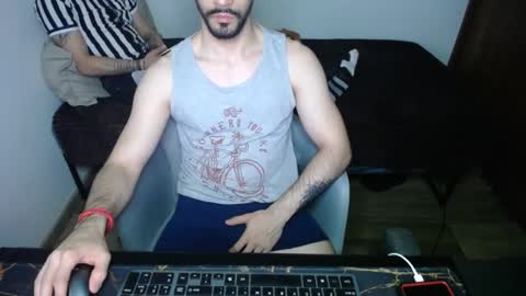 bossking019 online show from March 9, 4:27 am