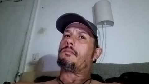 bossredogjmw1982 online show from February 24, 1:12 pm