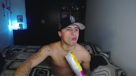 miguel  online show from February 11, 12:37 am