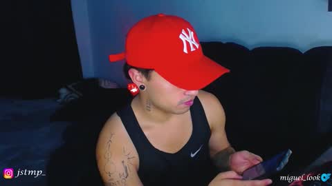 Snapshot of boylatin_777 chatting on October 3, 5:12 am miguel online show from October 3, 5:12 am