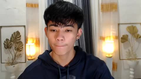 HI IM JAMES DONT FORGET GIVE ME THUMBS UP AND JOIN TO MY FANCLUB online show from December 12, 10:56 am