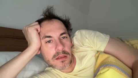 boytoyhh online show from February 9, 9:25 am