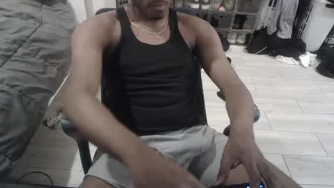 Snapshot of bquen400 chatting on September 27, 2:20 am bquen400 online show from September 27, 2:20 am