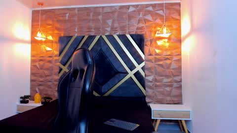 brad summer online show from March 2, 11:12 pm