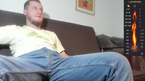 Snapshot of bradryder__ chatting on February 5, 4:06 am Call me Alex online show from February 5, 4:06 am