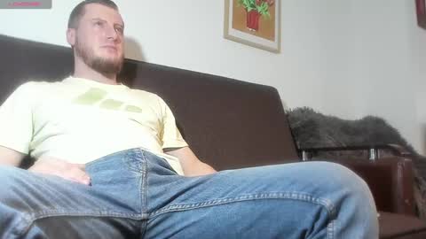 Snapshot of bradryder__ chatting on February 3, 9:50 pm Call me Alex online show from February 3, 9:50 pm