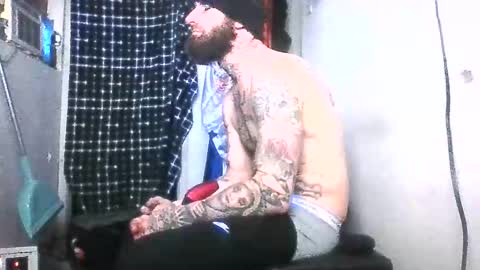 brandonchampagne7 online show from December 20, 2:24 pm