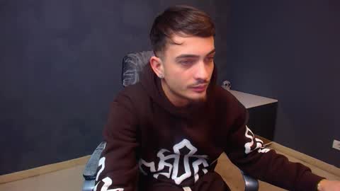 BrandonTateX online show from March 2, 7:15 am