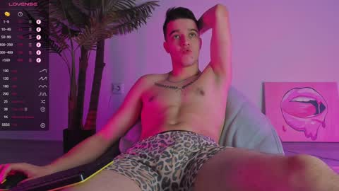 Johny Bravo online show from December 26, 10:20 pm