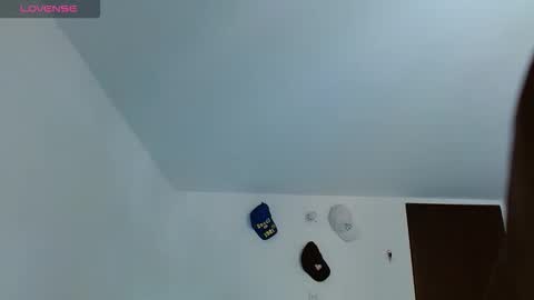 Snapshot of bray_hotboy chatting on October 11, 3:38 pm Bray Hotboy online show from October 11, 3:38 pm