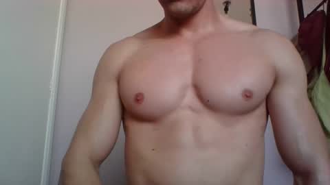 braziliangoodboy online show from September 18, 7:16 pm