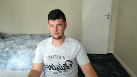 ask me lol online show from January 13, 8:05 am