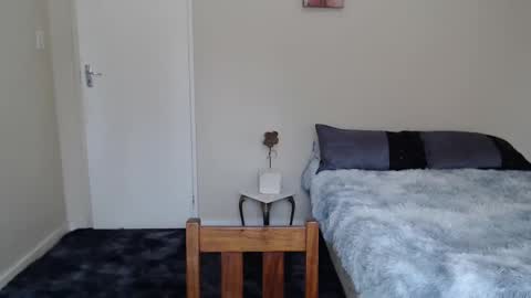 ask me lol online show from December 9, 6:34 am