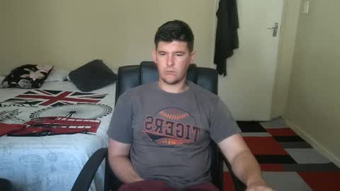 ask me lol online show from October 17, 6:39 am