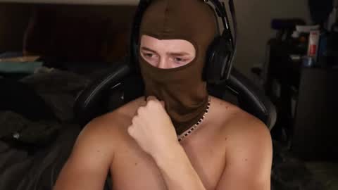 brentonverde online show from December 3, 11:22 pm