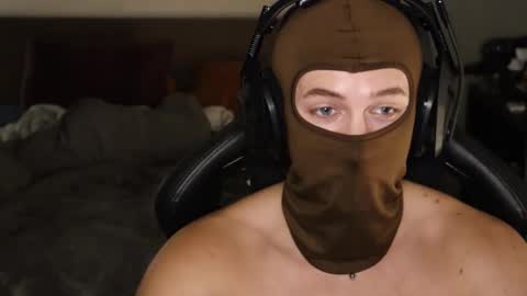 brentonverde online show from November 21, 11:48 pm