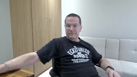 Brett online show from April 25, 1:41 pm