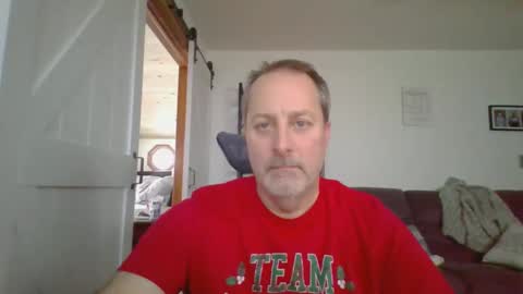 hey online show from December 14, 5:09 pm