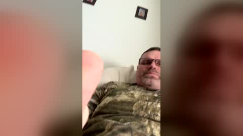 brian38431 online show from December 14, 5:31 pm