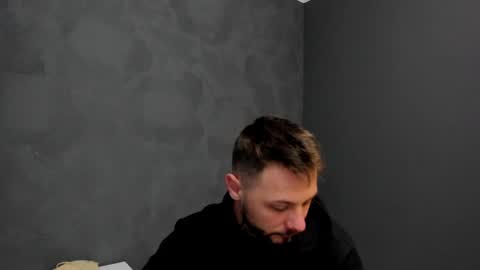 Brian online show from December 12, 6:47 am