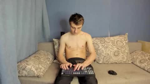 bristlebback online show from February 6, 6:16 pm