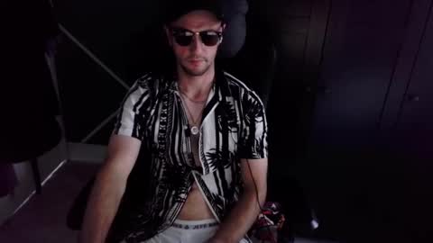 britishbigdick_ online show from September 17, 2:29 pm