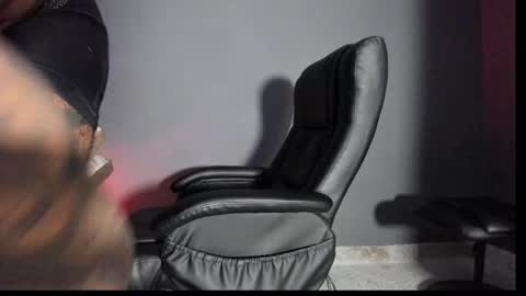 Snapshot of brockhurn_ chatting on September 29, 12:53 am brockhurn_ online show from September 29, 12:53 am