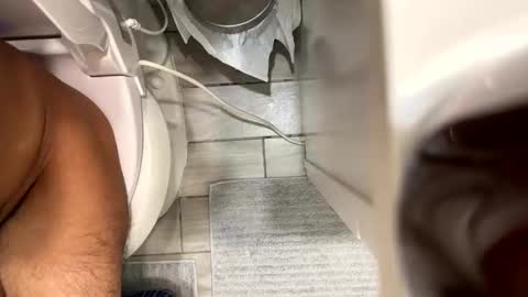 brownboyli online show from April 20, 1:30 am