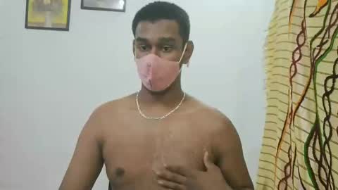 brownguy2505 online show from November 8, 12:19 pm