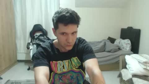 brownhaiir online show from April 8, 7:22 pm