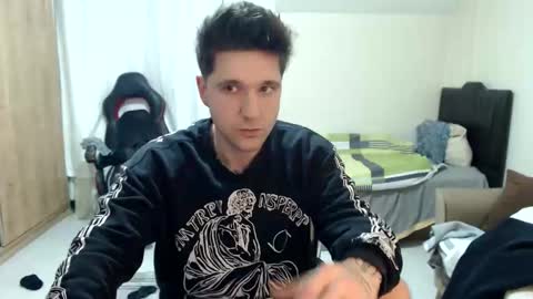 brownhaiir online show from February 2, 6:49 pm