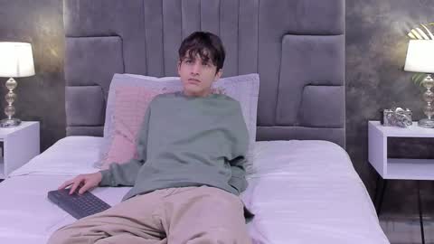 Bruce Hans online show from March 10, 11:34 am