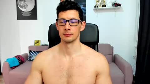 Brutus K online show from April 1, 1:52 pm