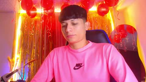 BRYAM INDEPENDENT MODEL online show from September 30, 1:12 am