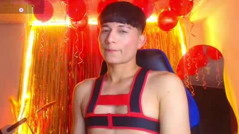 BRYAM INDEPENDENT MODEL online show from September 26, 1:14 am