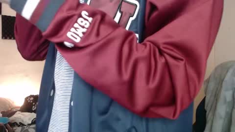 bryamado online show from February 11, 7:12 am